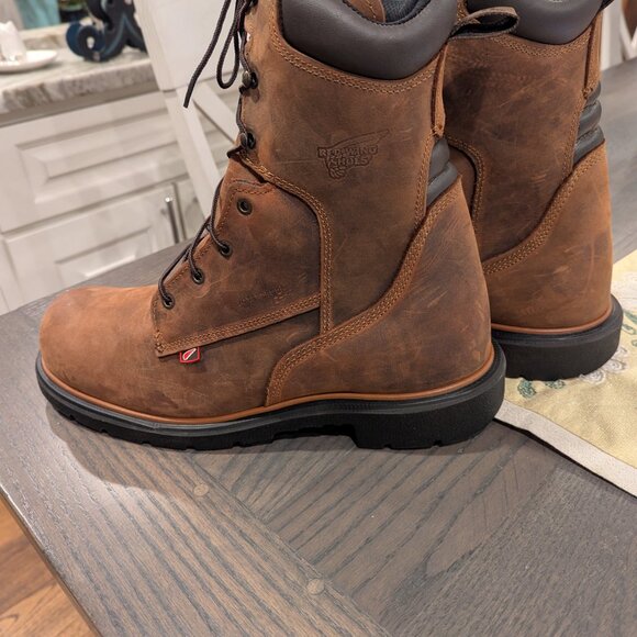 NEW Red Wing DynaForce® Men's 8-inch Waterproof Safety Toe Boot Size 13 - Picture 8 of 14